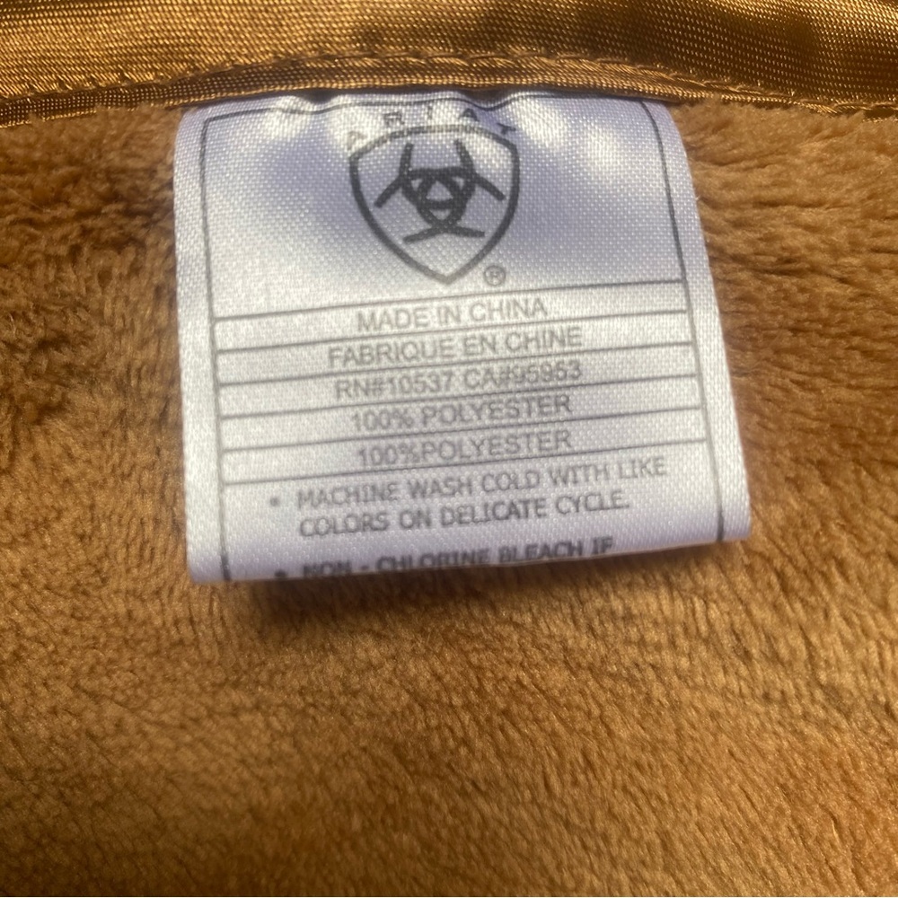 Ariat Gold Plush Throw Blanket with Embroidered Logo - Picture 2 of 3